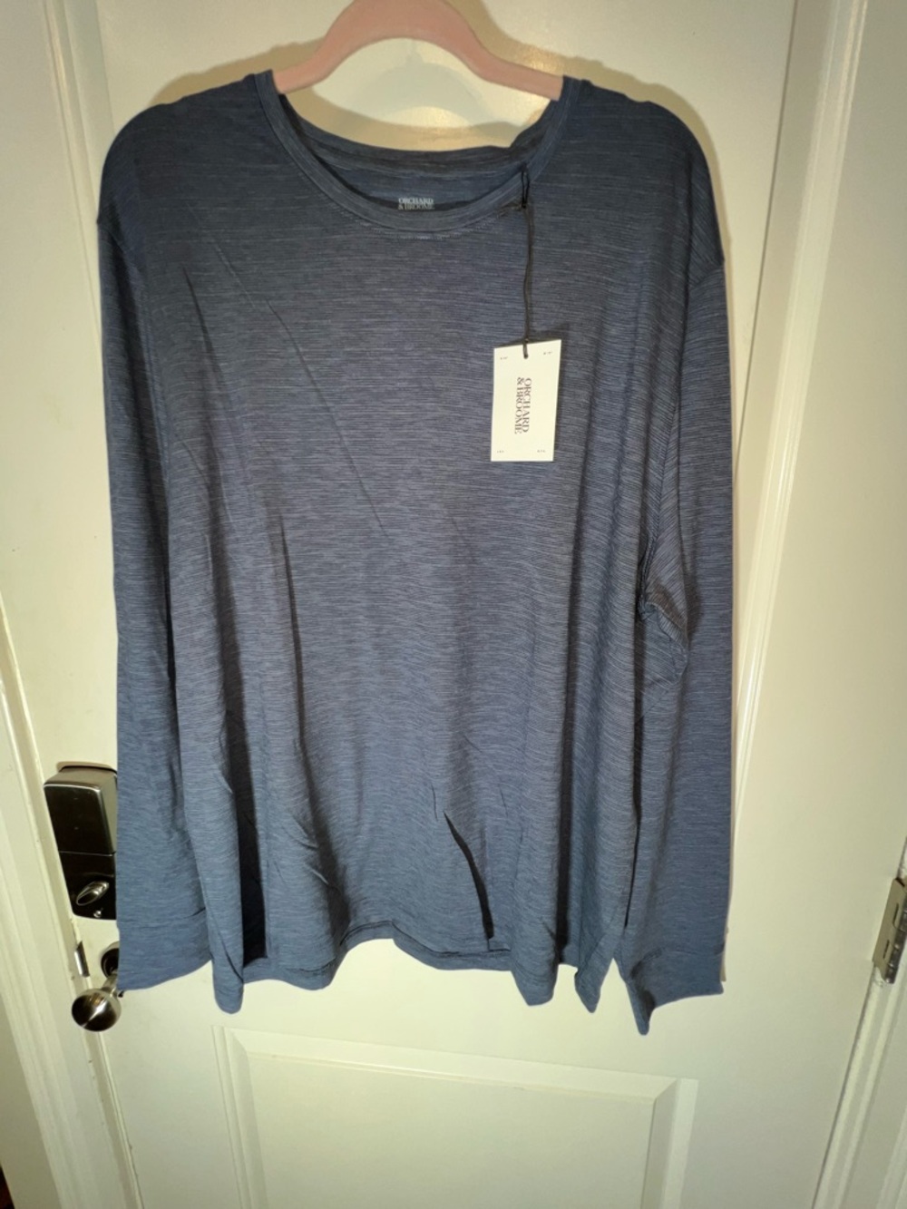 Orchard & Broome men's LS crewneck t-shirt. NWT.Size: XXL. Retail: $115 Ask: $69